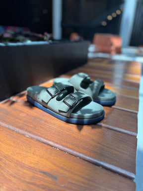 CHINELO MASC. SUED MILITAR